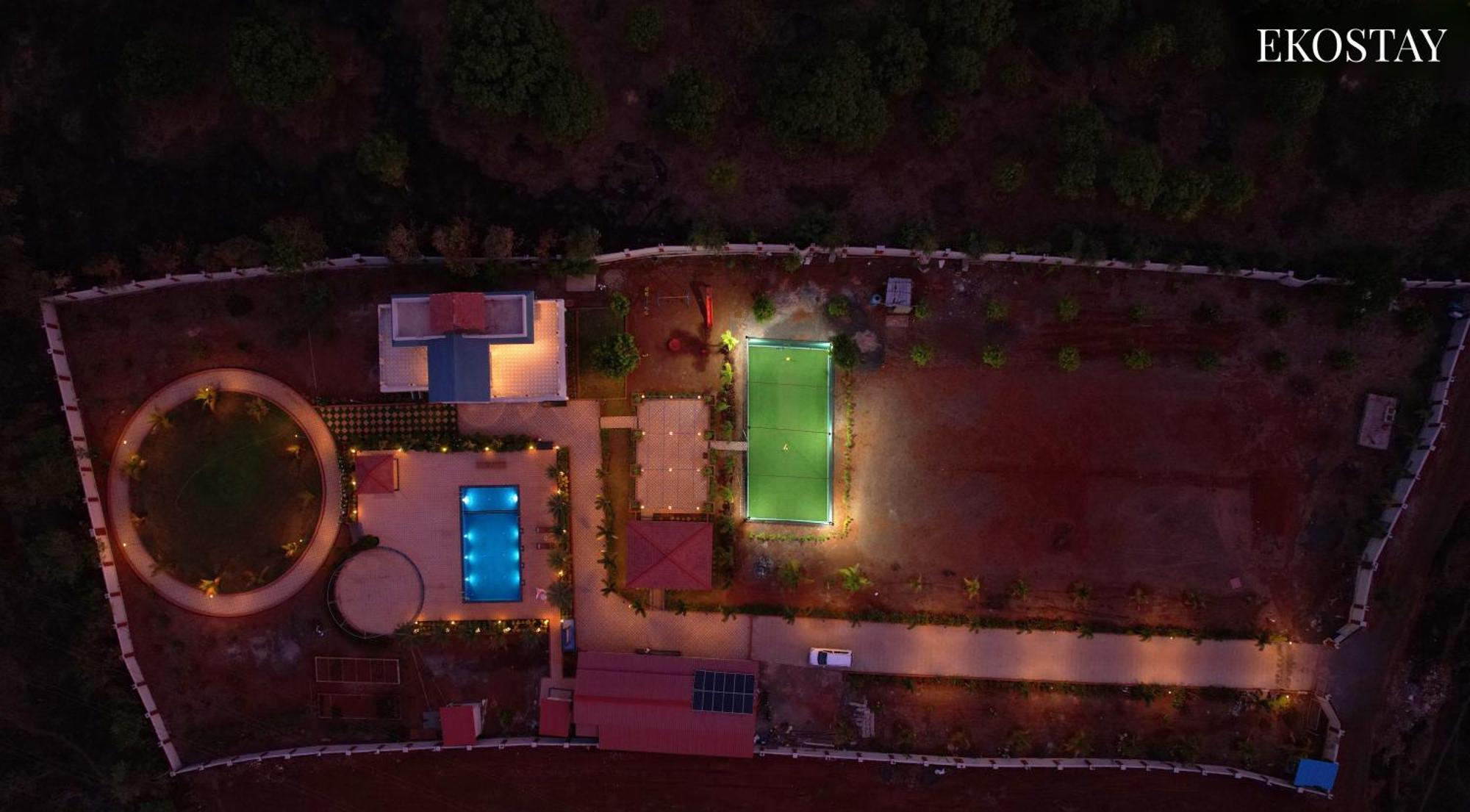 Ekostay Gold Palm Estate I Cricket Turf I Rain Dance I 2 Acre Property Karjat Dış mekan fotoğraf