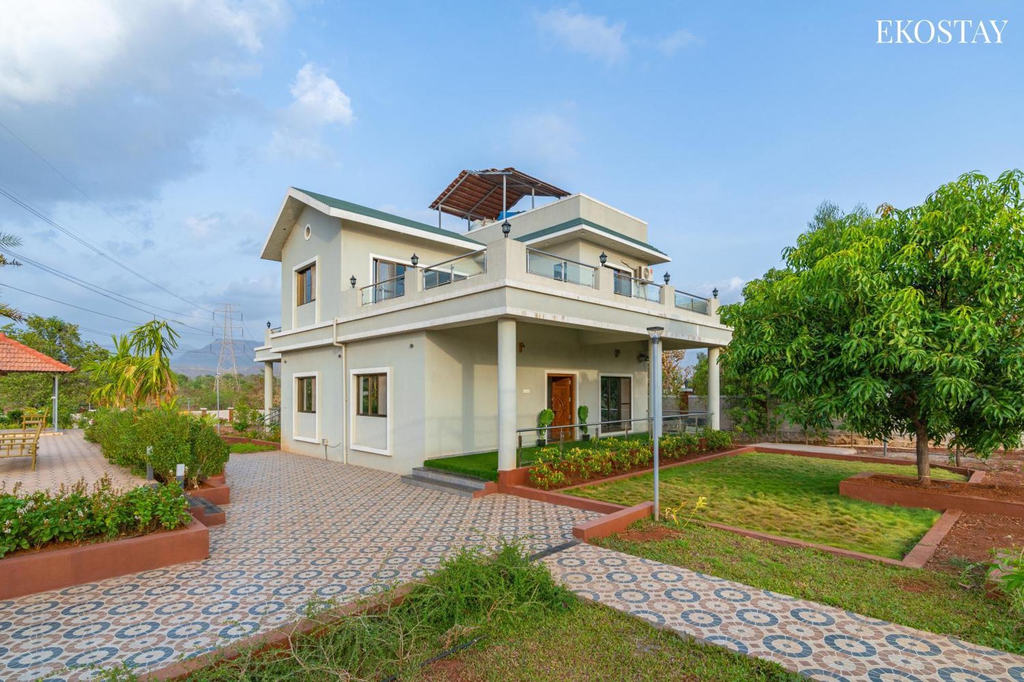 Ekostay Gold Palm Estate I Cricket Turf I Rain Dance I 2 Acre Property Karjat Dış mekan fotoğraf