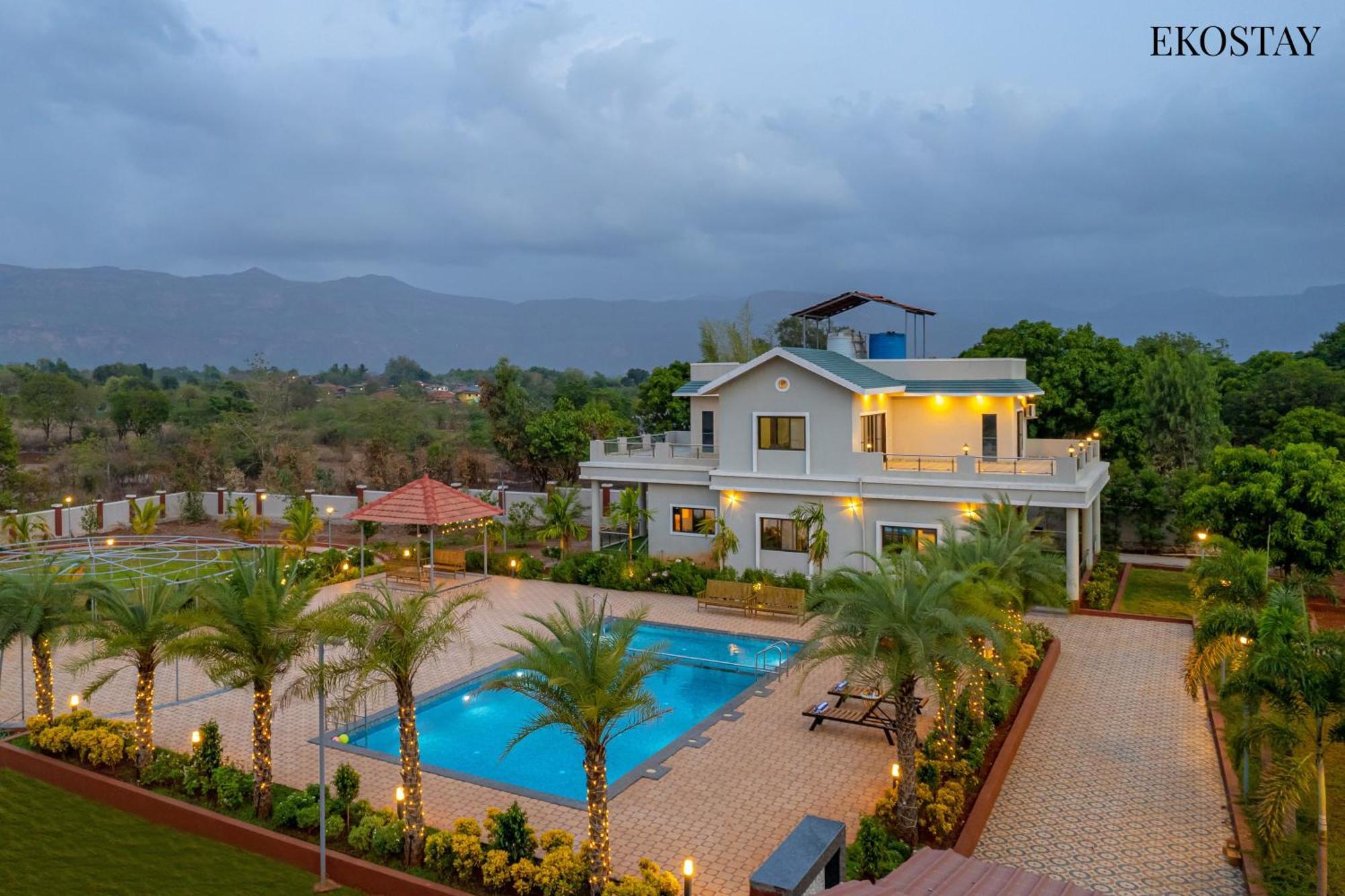 Ekostay Gold Palm Estate I Cricket Turf I Rain Dance I 2 Acre Property Karjat Dış mekan fotoğraf