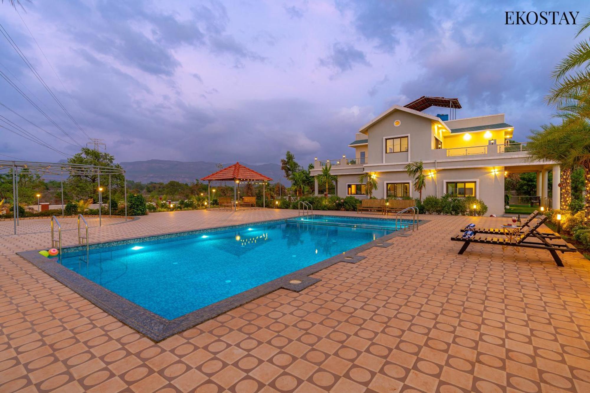 Ekostay Gold Palm Estate I Cricket Turf I Rain Dance I 2 Acre Property Karjat Dış mekan fotoğraf
