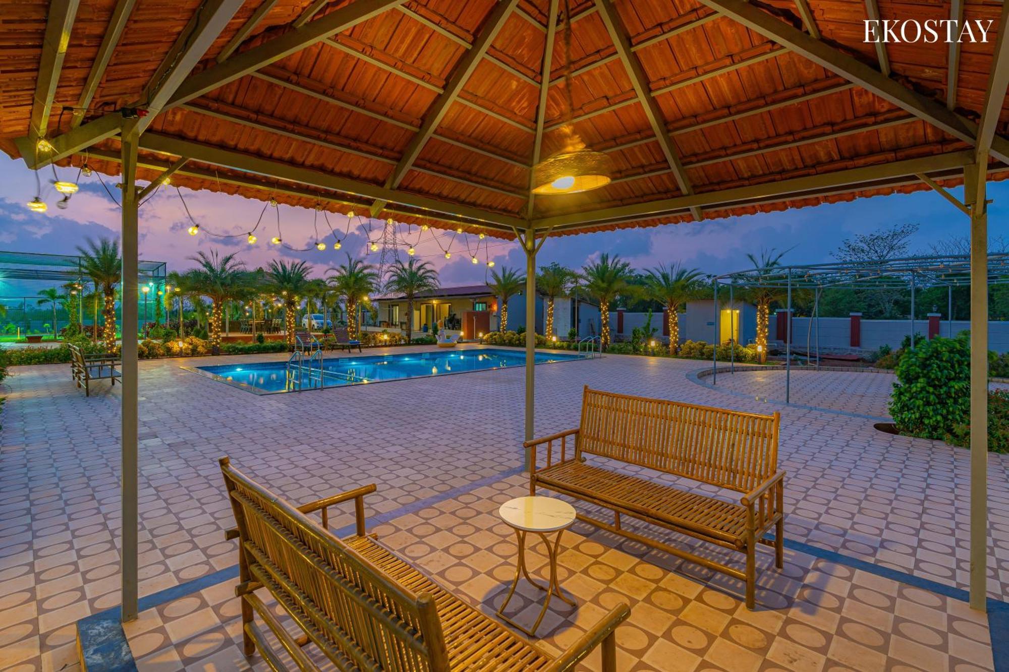 Ekostay Gold Palm Estate I Cricket Turf I Rain Dance I 2 Acre Property Karjat Dış mekan fotoğraf